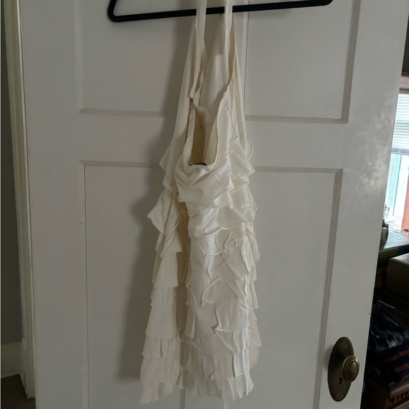 Express Ivory Ruffle Halter Dress - Picture 4 of 4